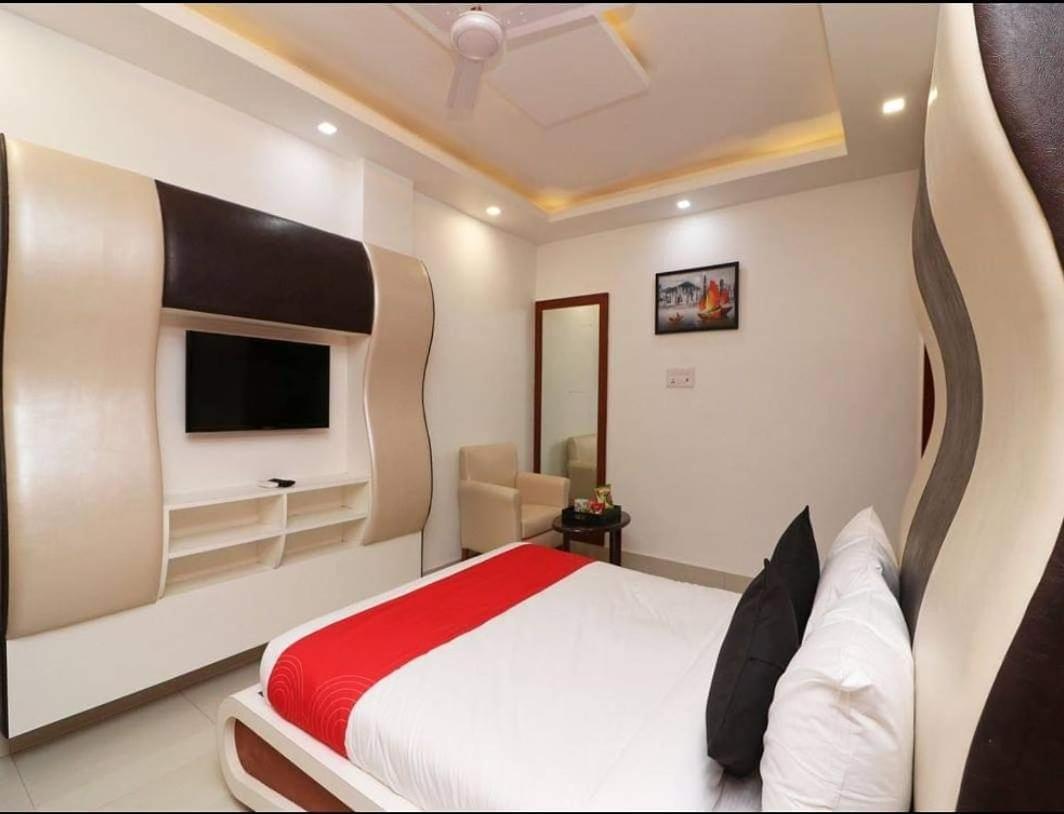 Hotel Vitthal International, Prayagraj Allāhābād Junction エクステリア 写真