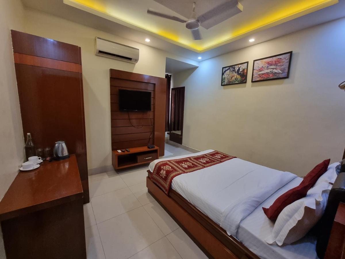 Hotel Vitthal International, Prayagraj Allāhābād Junction エクステリア 写真